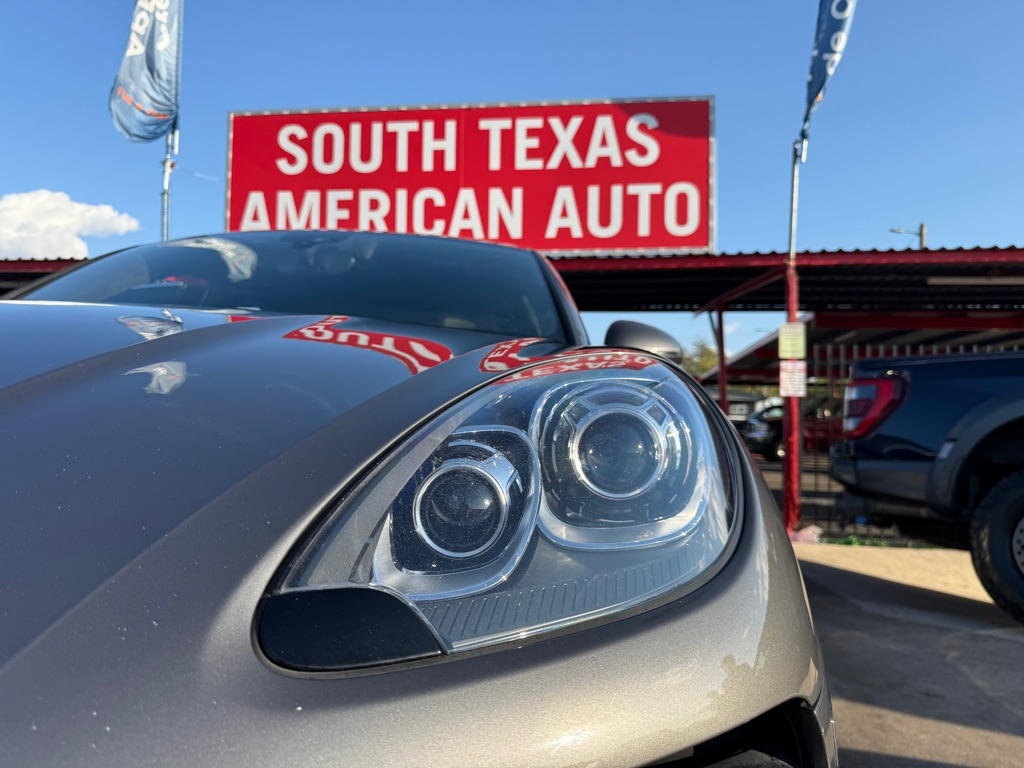 Porsche Macan Turbo 2015 Porsche Macan Turbo 2015