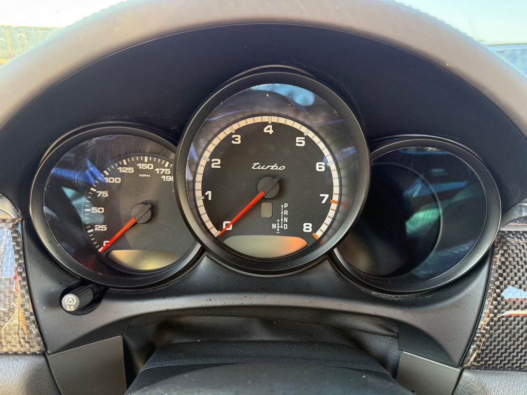 Porsche Macan Turbo 2015 Porsche Macan Turbo 2015