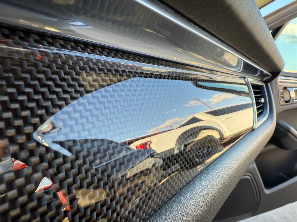 Porsche Macan Turbo 2015 Porsche Macan Turbo 2015