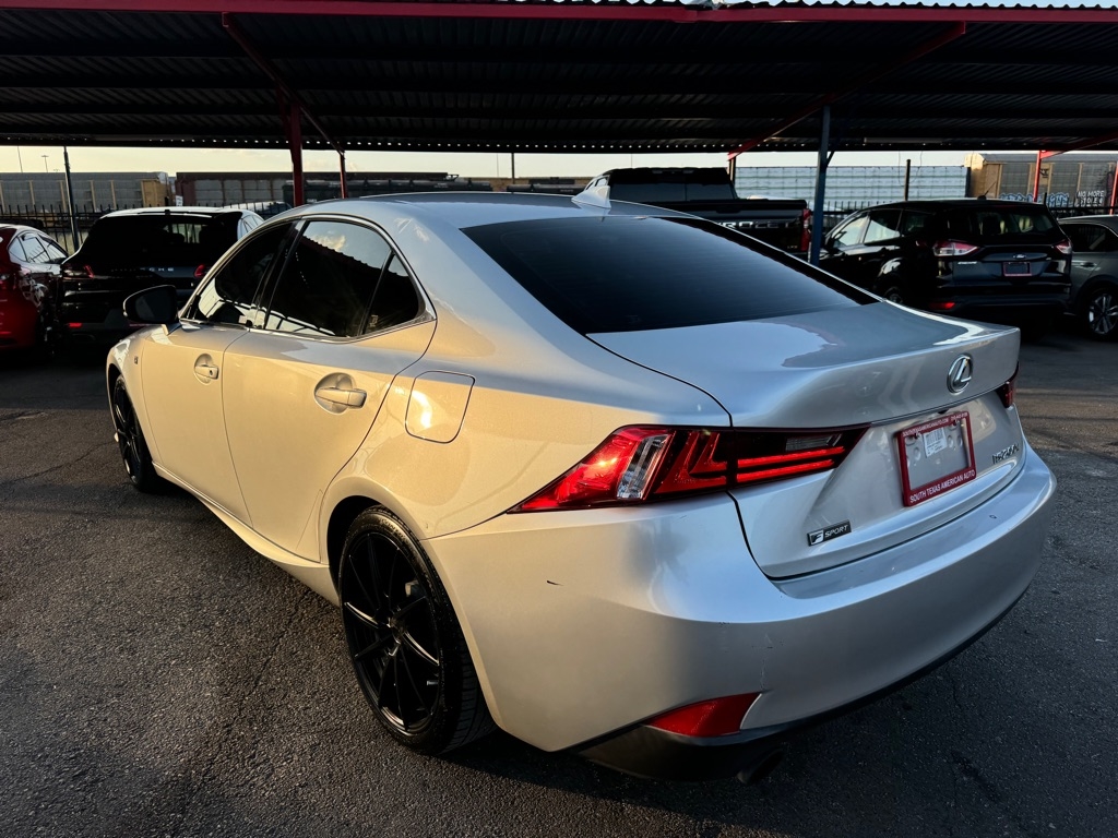 Lexus IS 200t 2016 Lexus IS 200t 2016