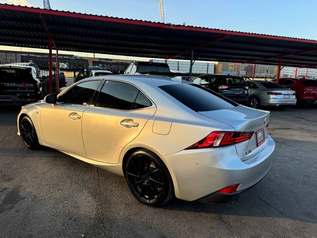 Lexus IS 200t 2016 Lexus IS 200t 2016