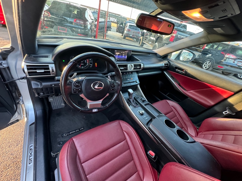 Lexus IS 200t 2016 Lexus IS 200t 2016