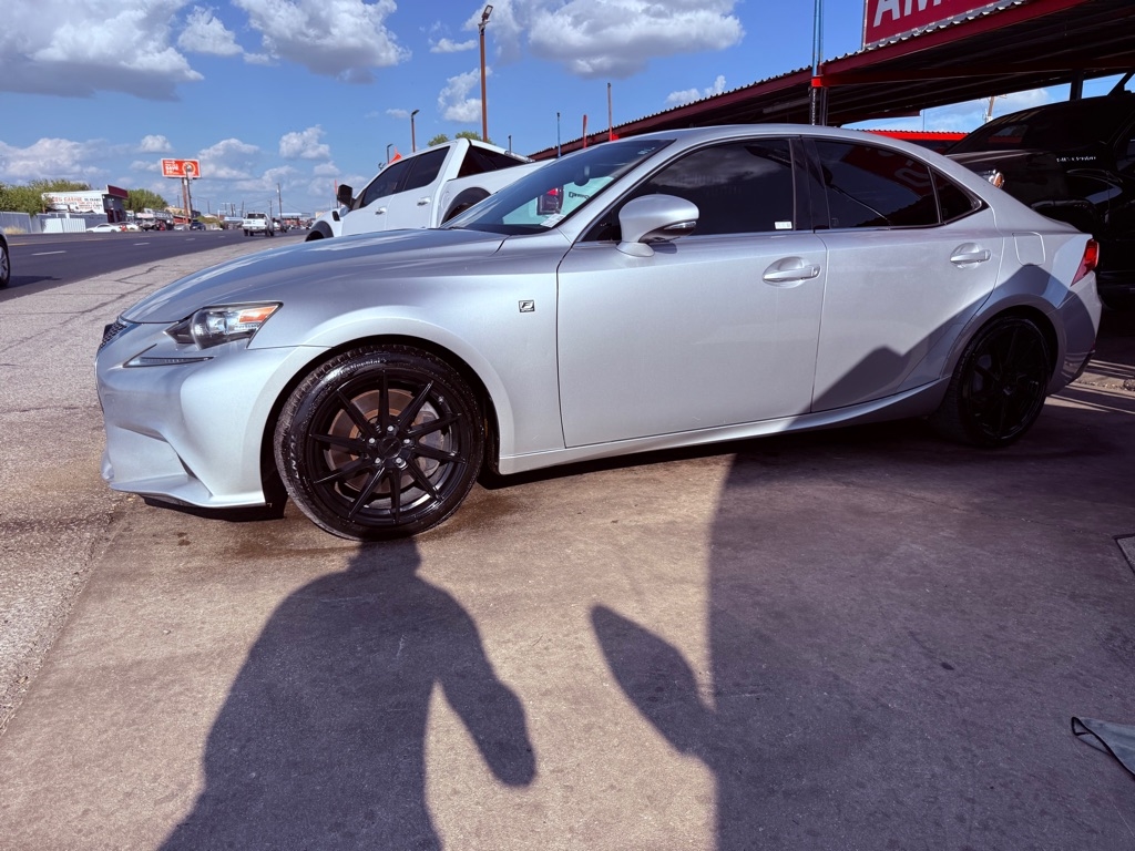 Lexus IS 200t 2016 Lexus IS 200t 2016