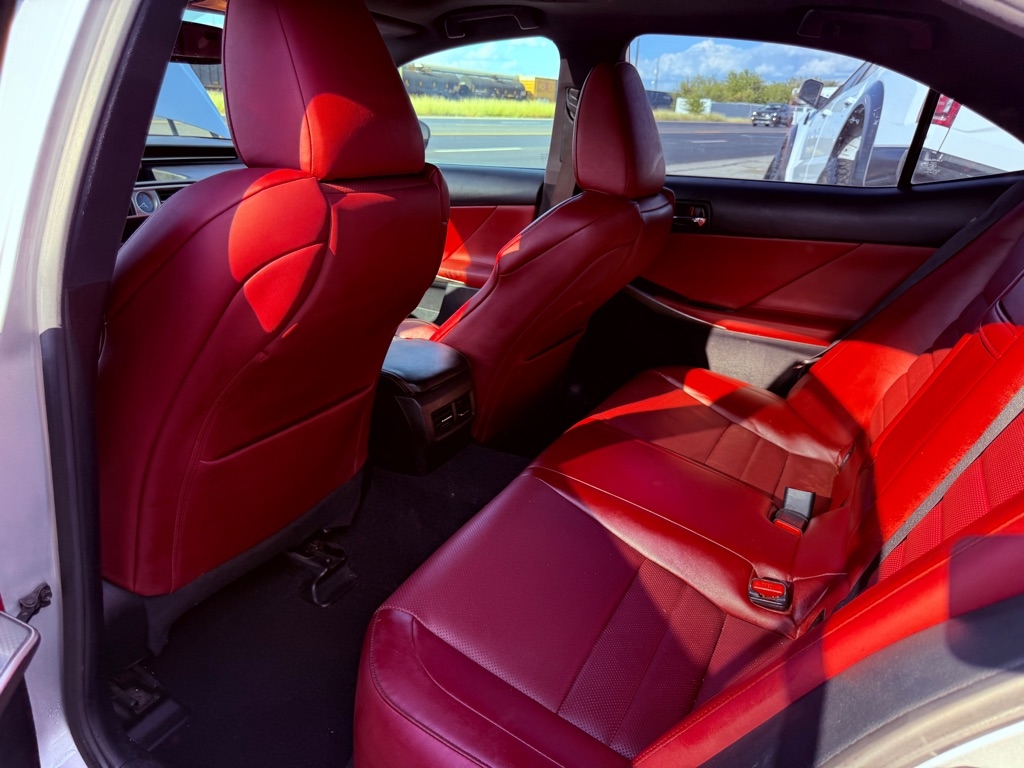 Lexus IS 200t 2016 Lexus IS 200t 2016