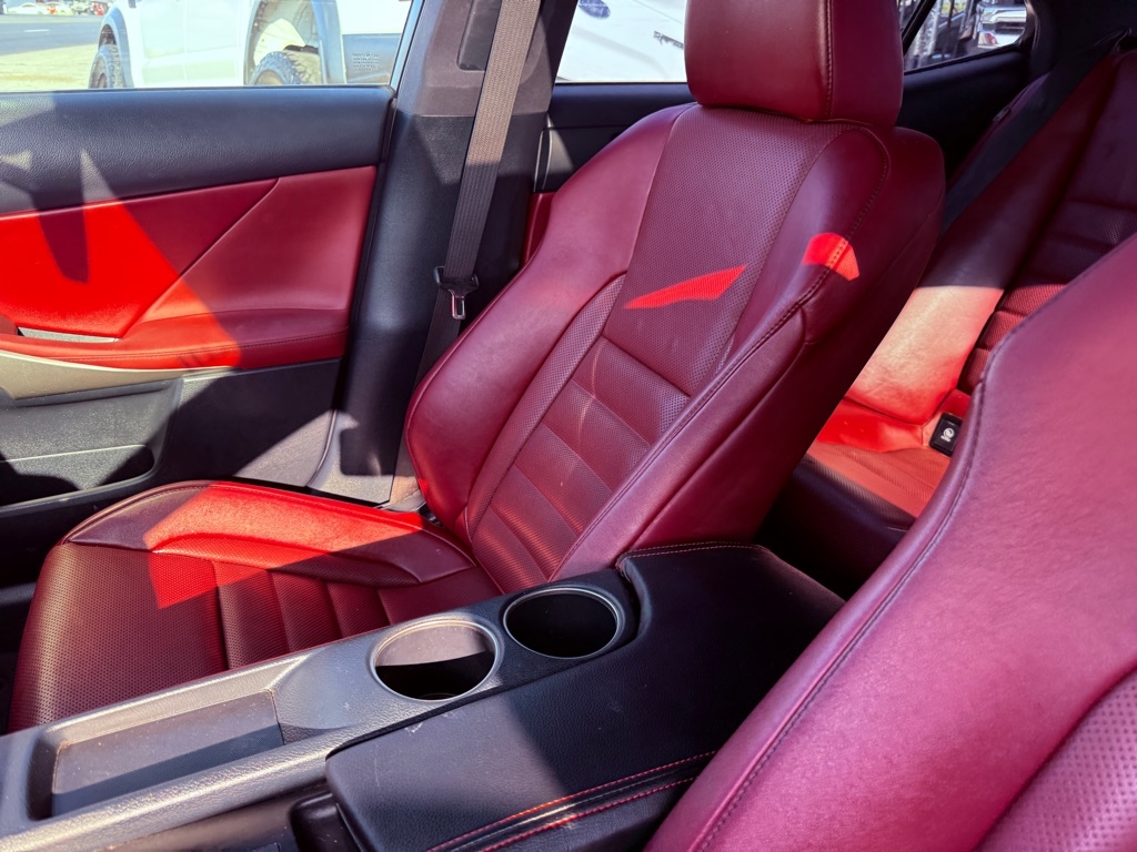 Lexus IS 200t 2016 Lexus IS 200t 2016