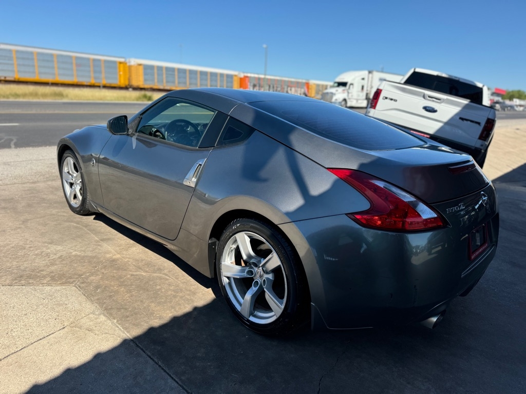 Nissan Z 370Z NISMO Coupe 2011 Nissan Z 370Z NISMO Coupe 2011