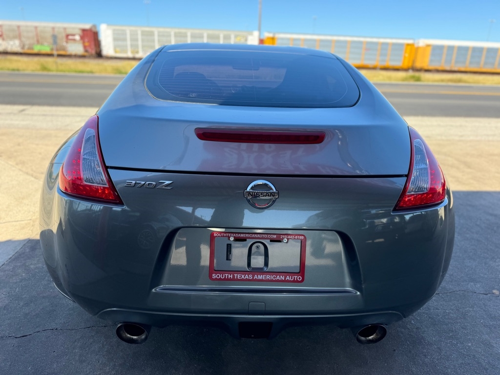 Nissan Z 370Z NISMO Coupe 2011 Nissan Z 370Z NISMO Coupe 2011