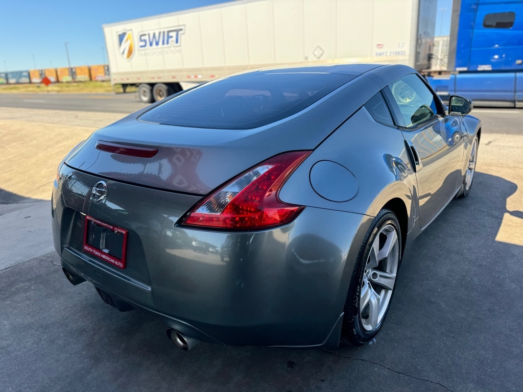 Nissan Z 370Z NISMO Coupe 2011 Nissan Z 370Z NISMO Coupe 2011