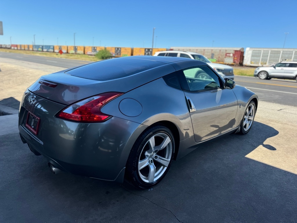 Nissan Z 370Z NISMO Coupe 2011 Nissan Z 370Z NISMO Coupe 2011