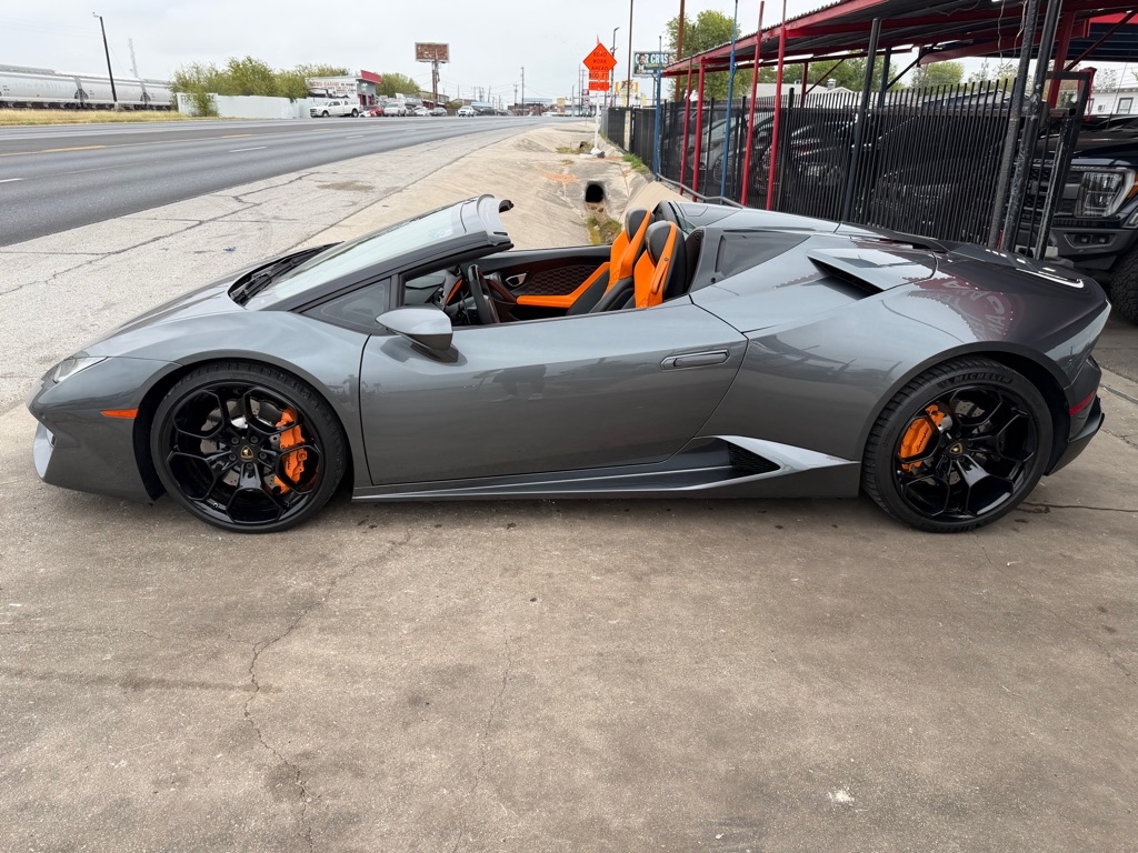2019 Lamborghini Huracan Spyder