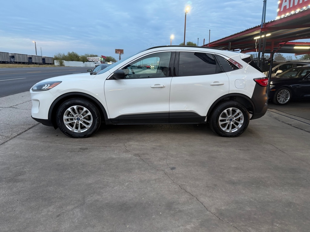 Ford Escape Hybrid SE 2022