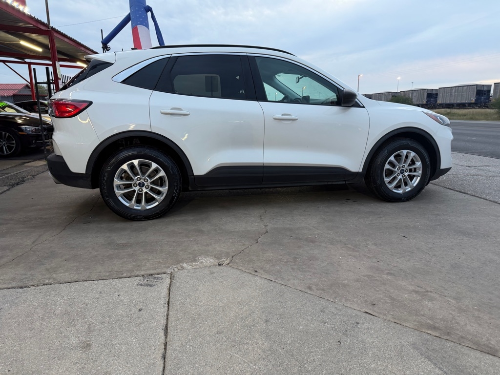 Ford Escape Hybrid SE 2022