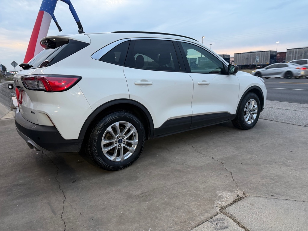 Ford Escape Hybrid SE 2022