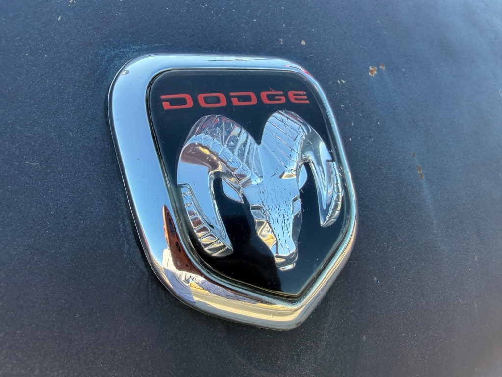 Dodge Ram Van 1500 SWB 2000