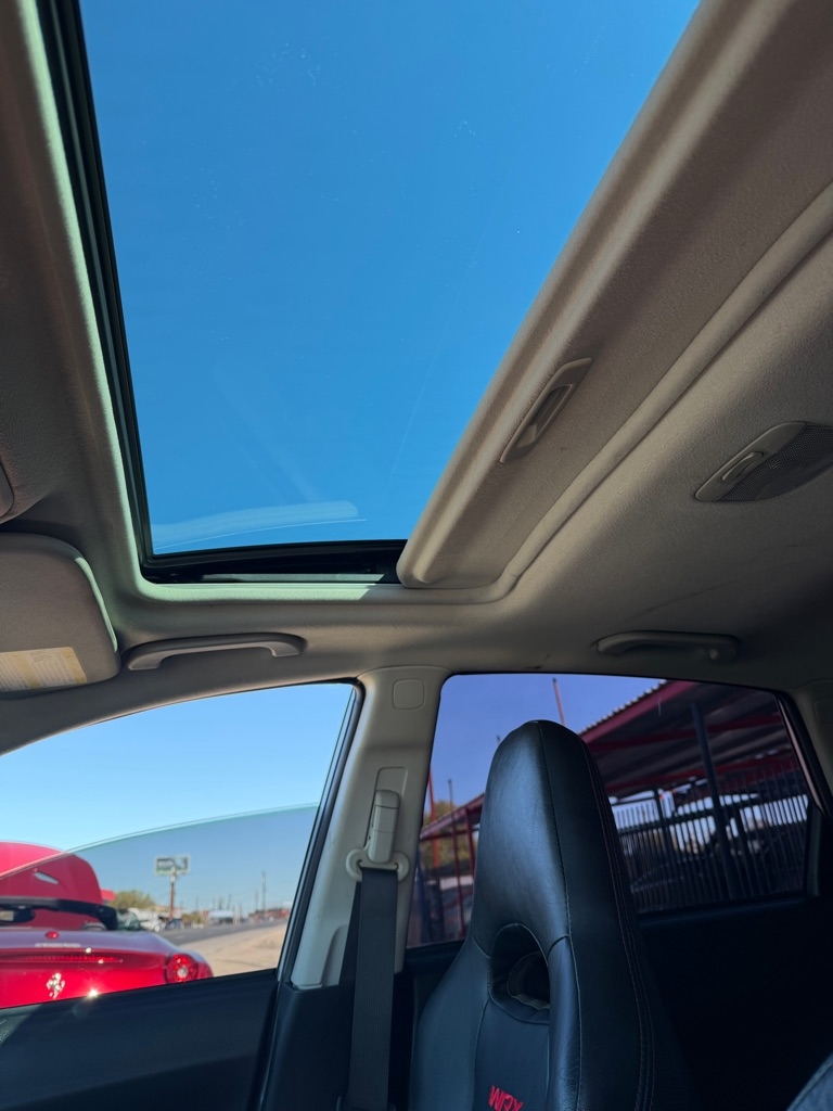 Subaru Impreza WRX 5-Door 2011