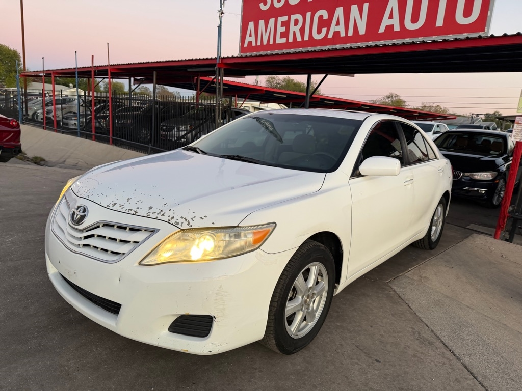 2010 Toyota Camry SE 6-Spd MT