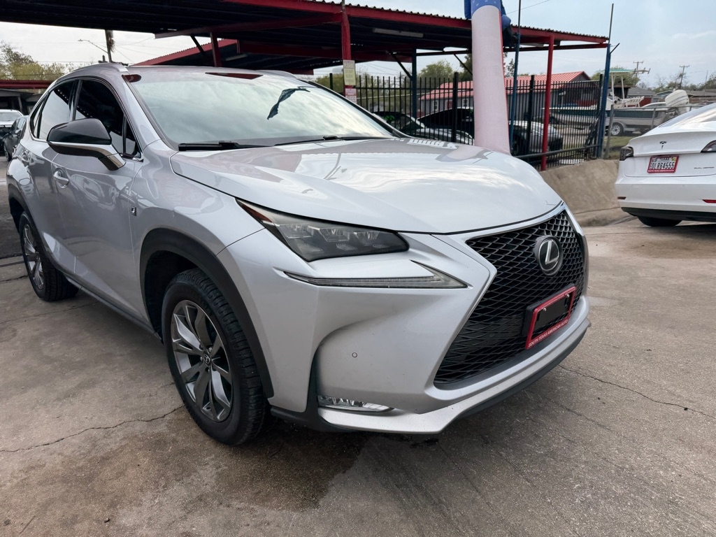 Lexus NX 200t FWD 2016