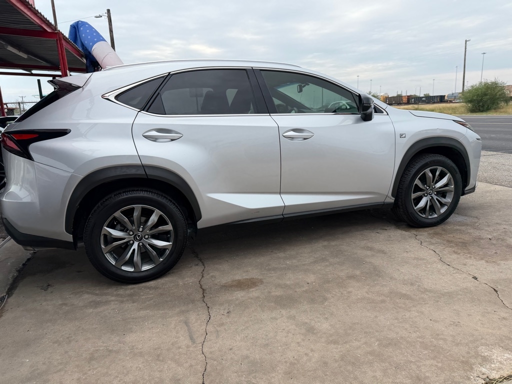 Lexus NX 200t FWD 2016