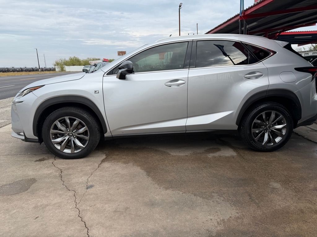 Lexus NX 200t FWD 2016
