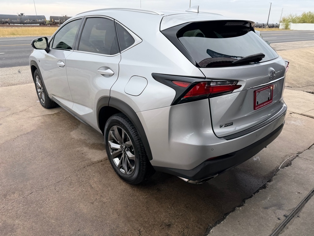Lexus NX 200t FWD 2016