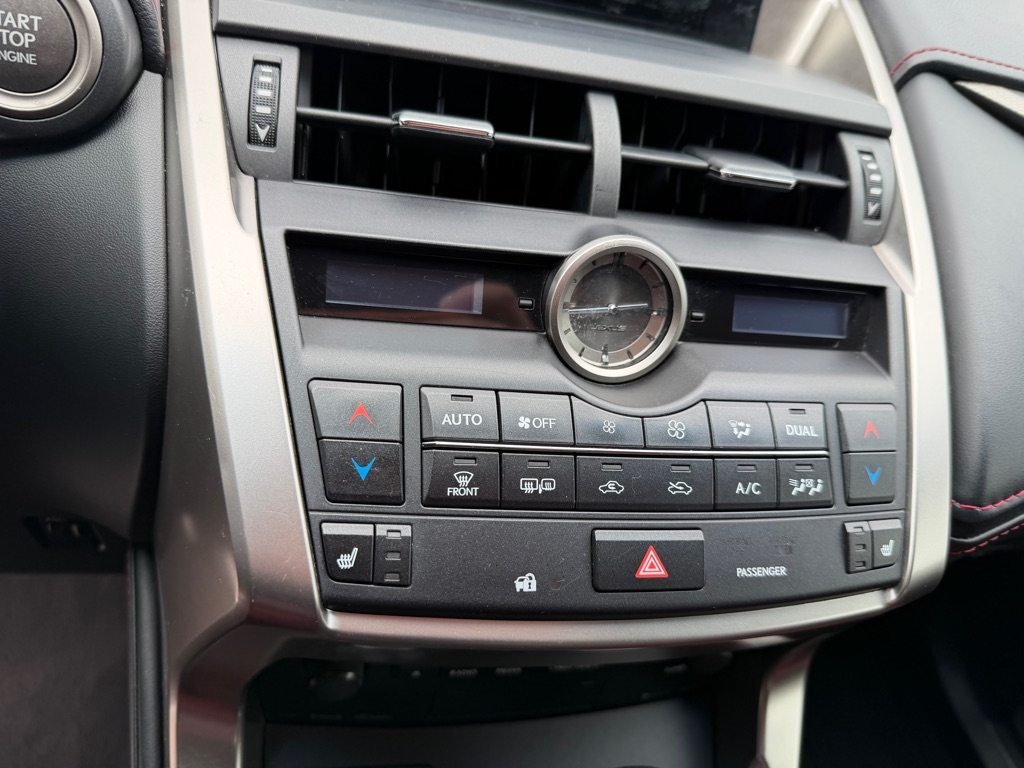 Lexus NX 200t FWD 2016