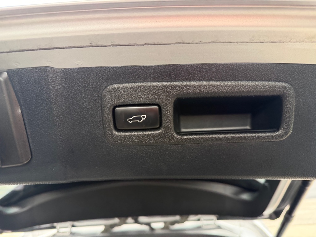 Lexus NX 200t FWD 2016