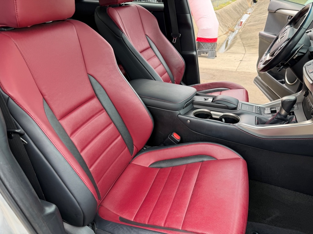 Lexus NX 200t FWD 2016