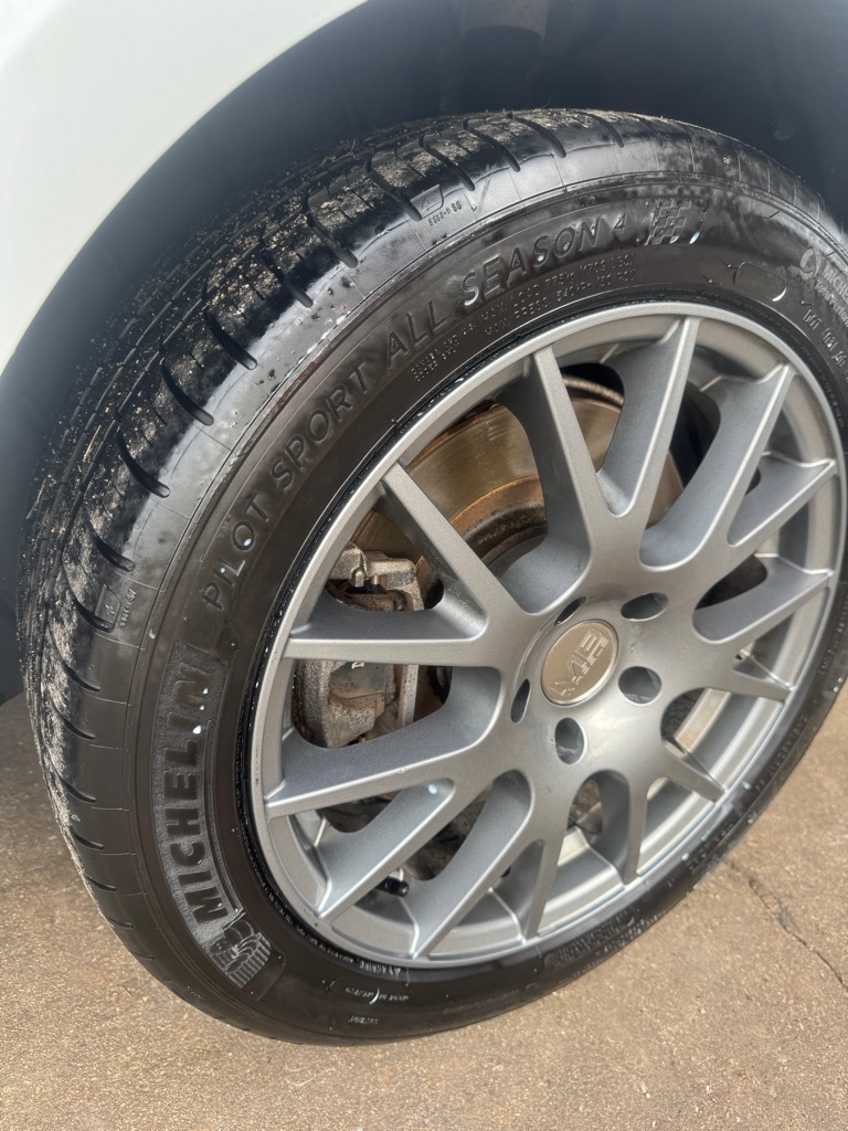 2017 Audi A4 2.0T Premium Quattro photo 3