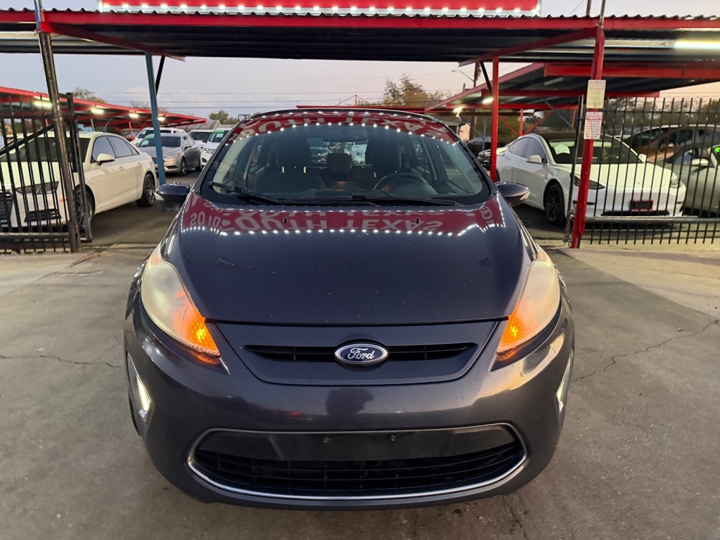 Ford Fiesta SES Hatchback 2012