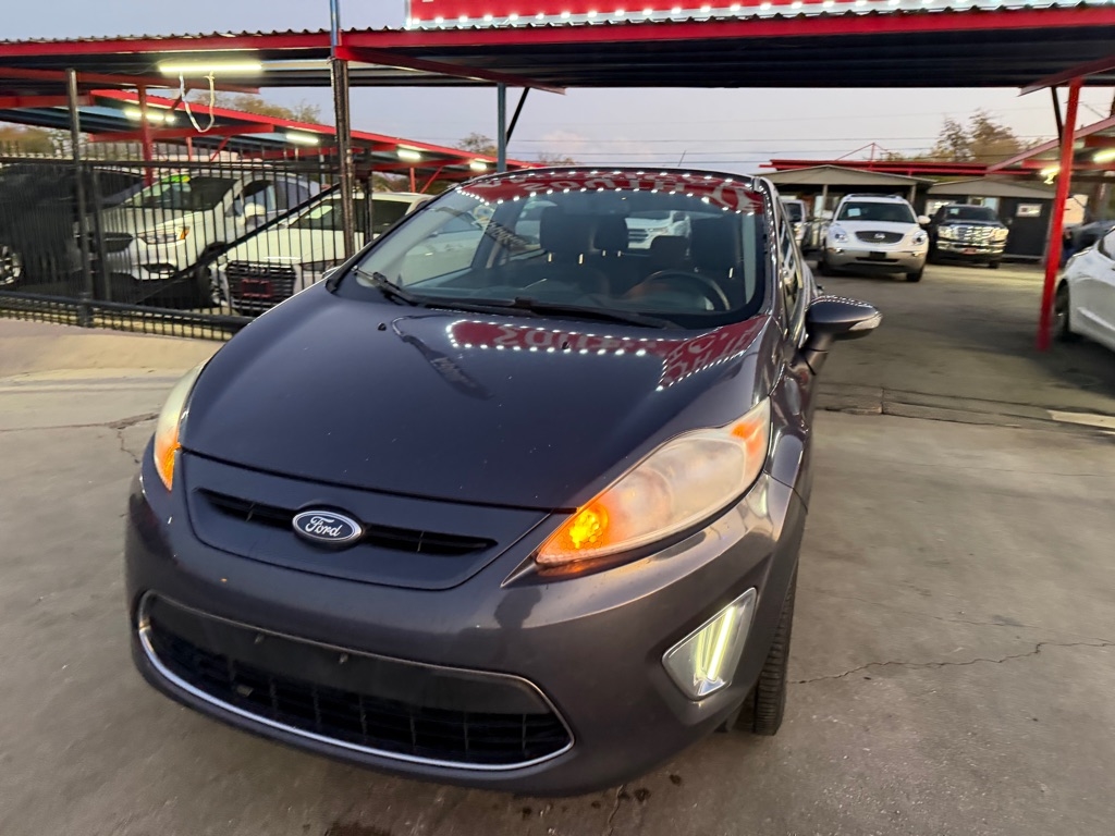 Ford Fiesta SES Hatchback 2012