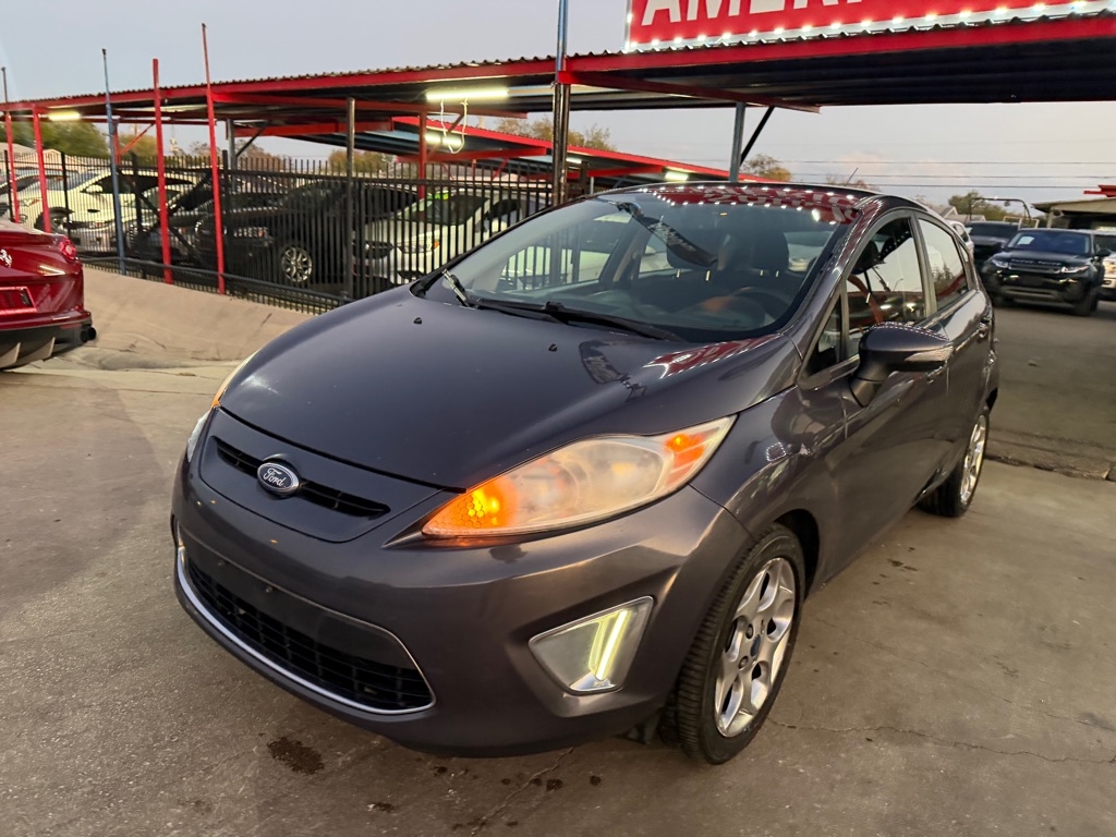 Ford Fiesta SES Hatchback 2012