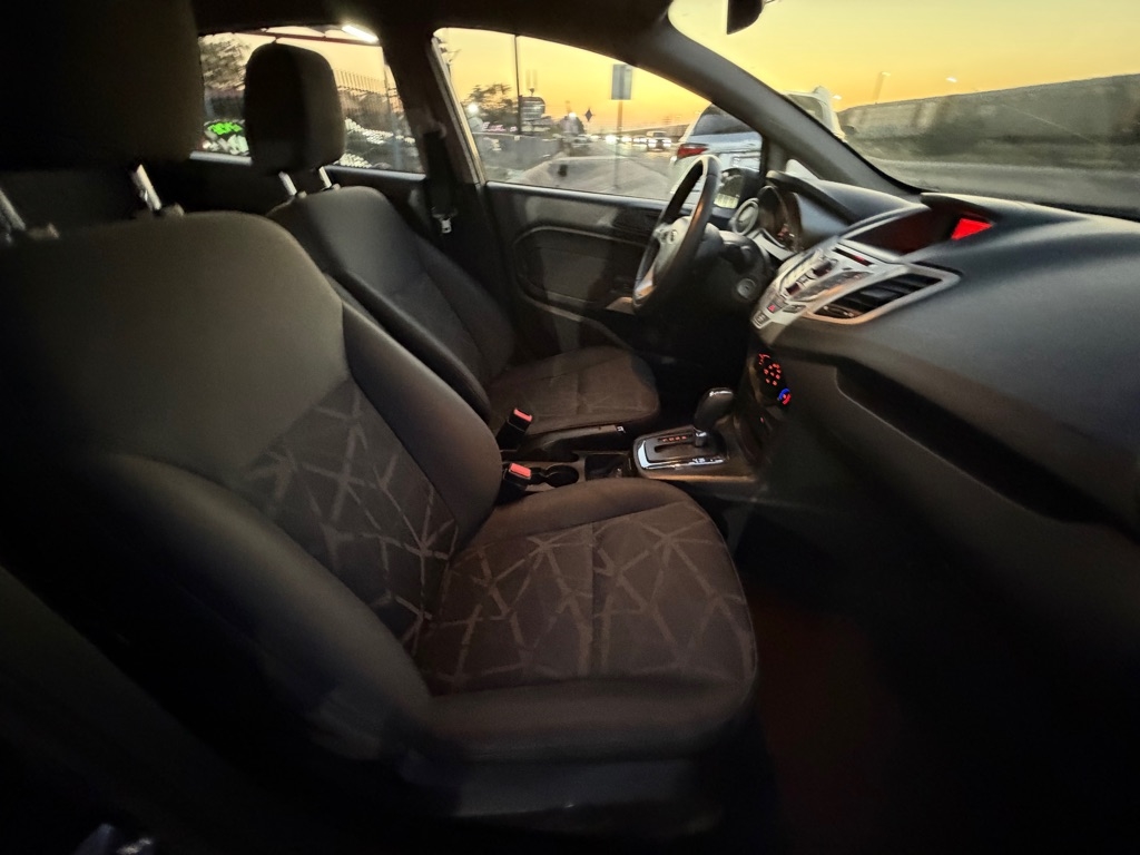 Ford Fiesta SES Hatchback 2012