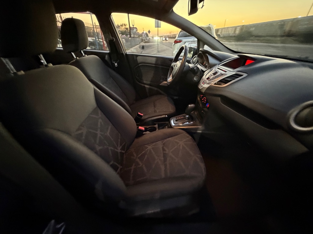 Ford Fiesta SES Hatchback 2012