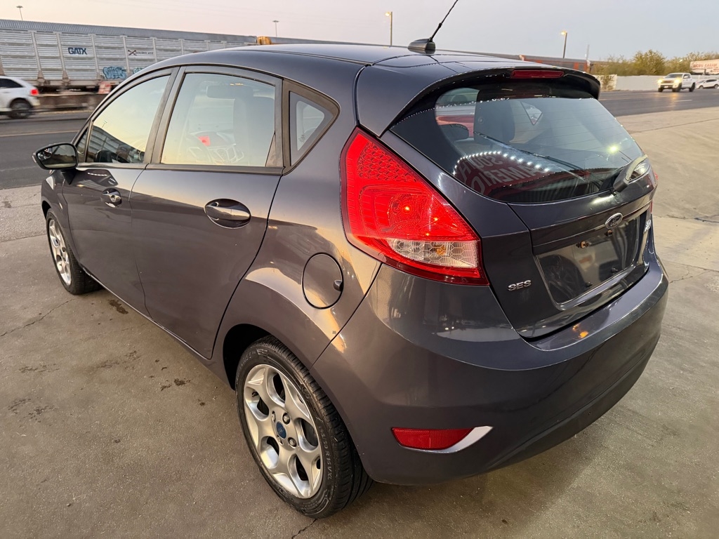 Ford Fiesta SES Hatchback 2012
