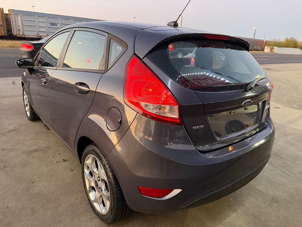 Ford Fiesta SES Hatchback 2012