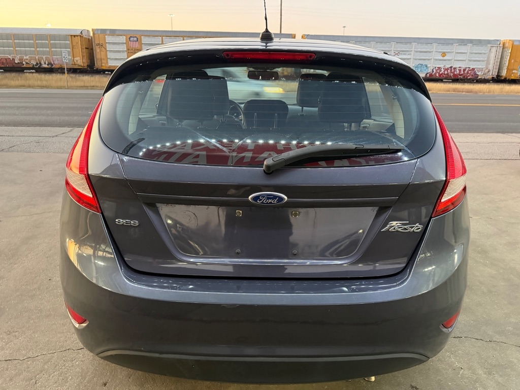 Ford Fiesta SES Hatchback 2012