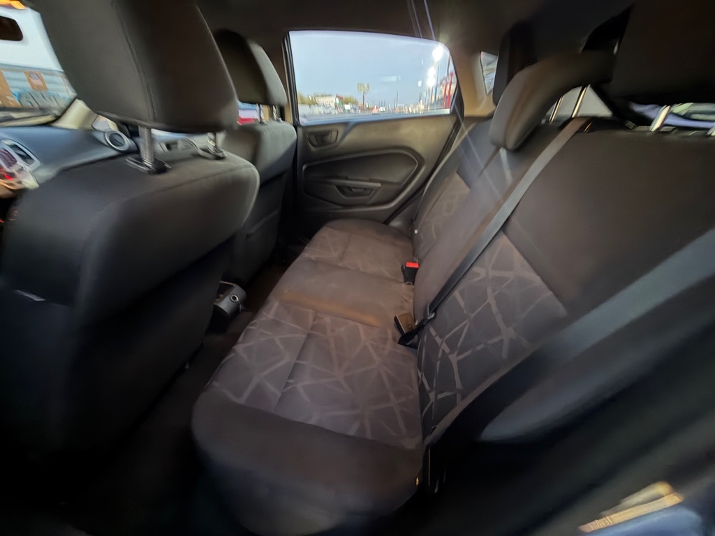 Ford Fiesta SES Hatchback 2012