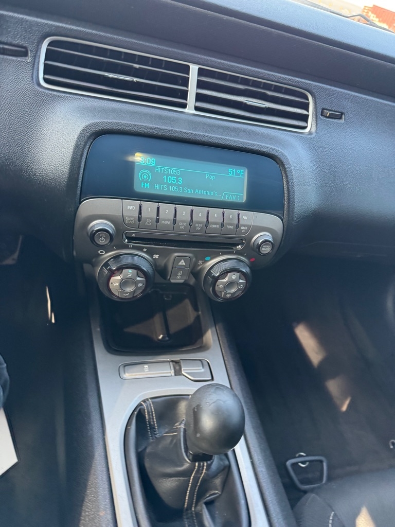 Chevrolet Camaro LT1 Coupe 2011