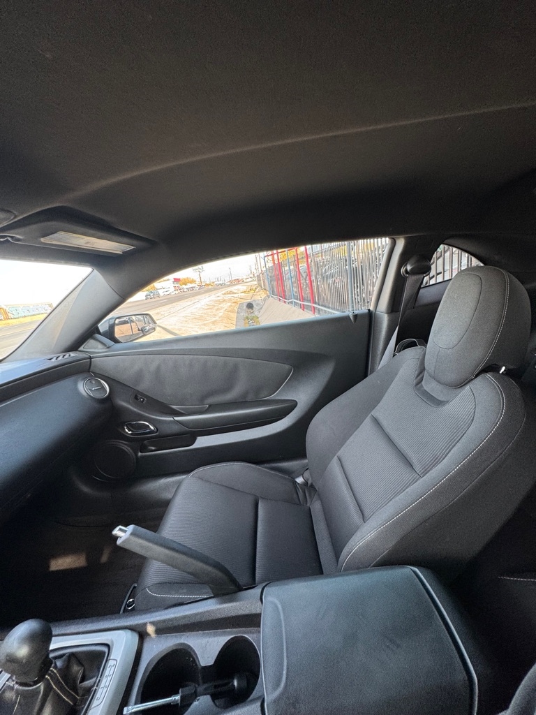 Chevrolet Camaro LT1 Coupe 2011