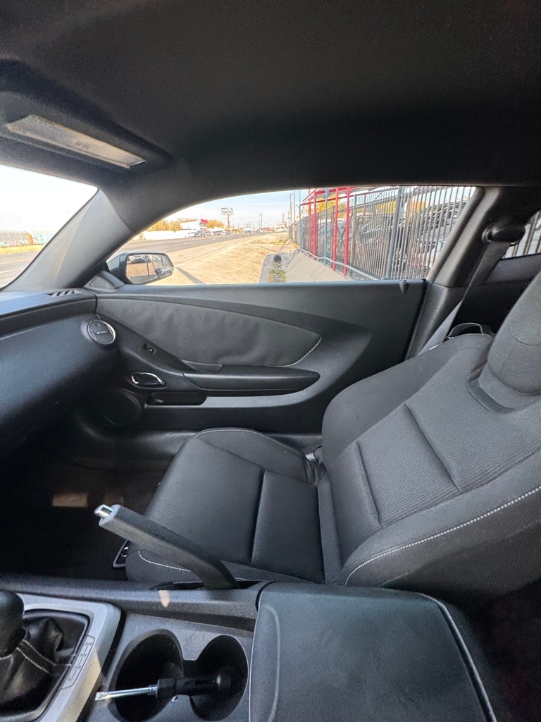 Chevrolet Camaro LT1 Coupe 2011