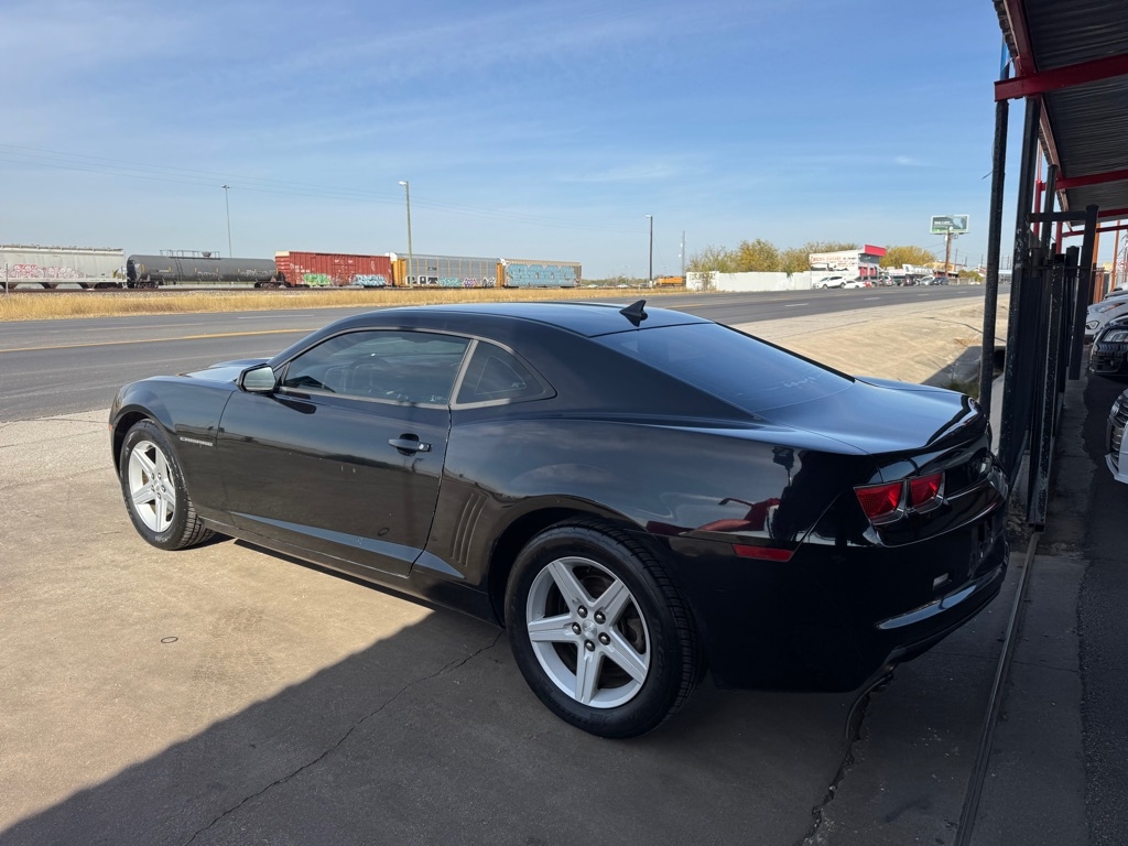 Chevrolet Camaro LT1 Coupe 2011