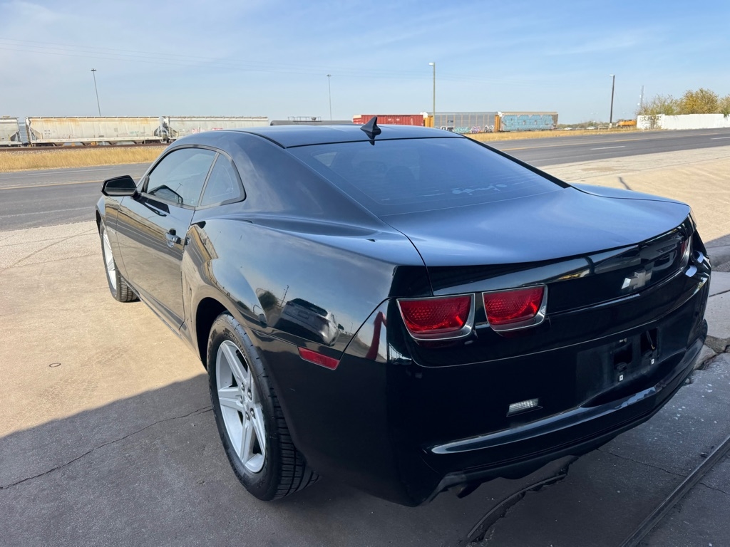 Chevrolet Camaro LT1 Coupe 2011