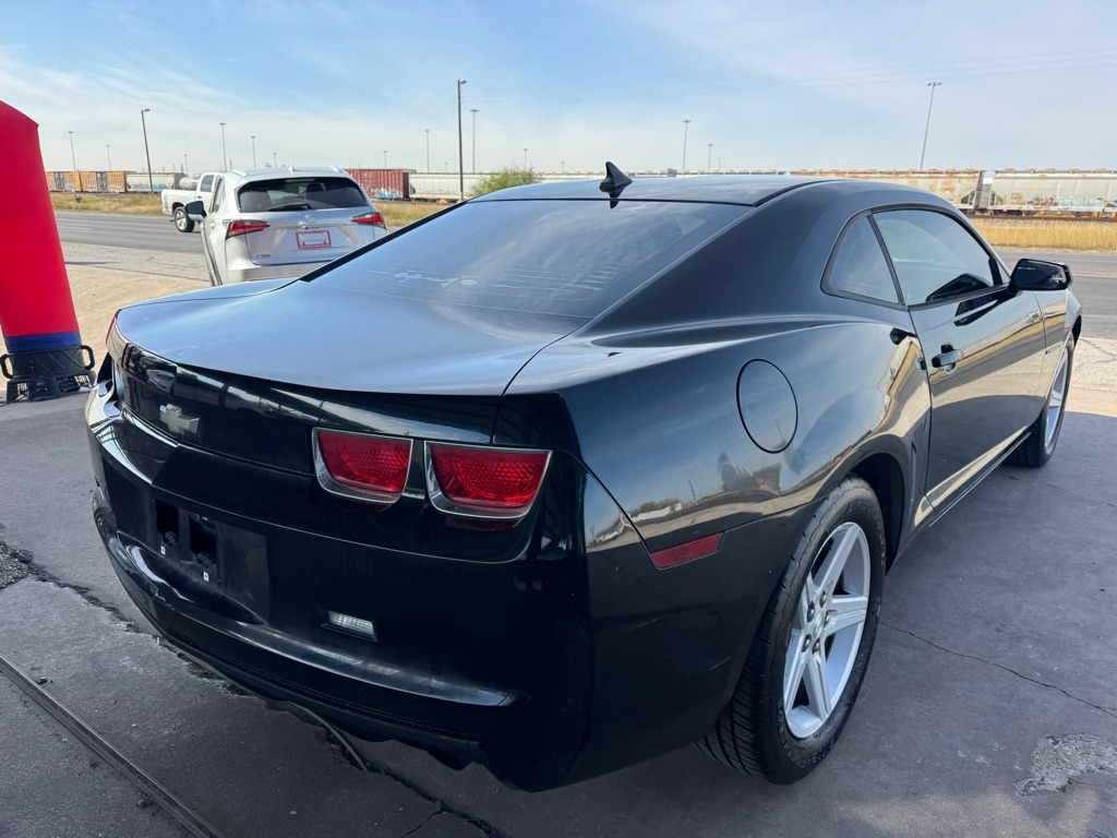 Chevrolet Camaro LT1 Coupe 2011