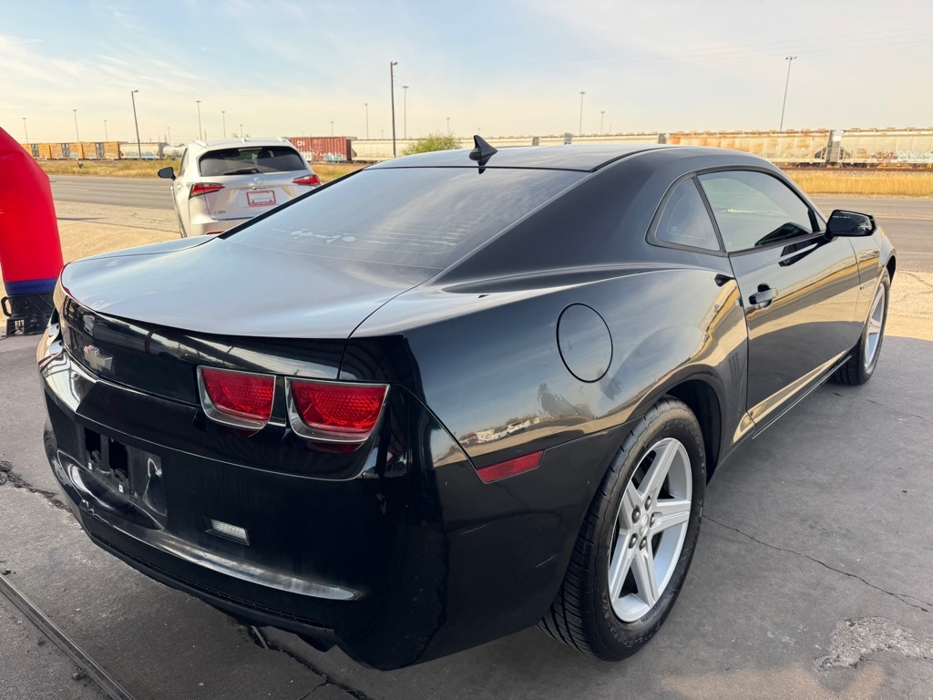 Chevrolet Camaro LT1 Coupe 2011