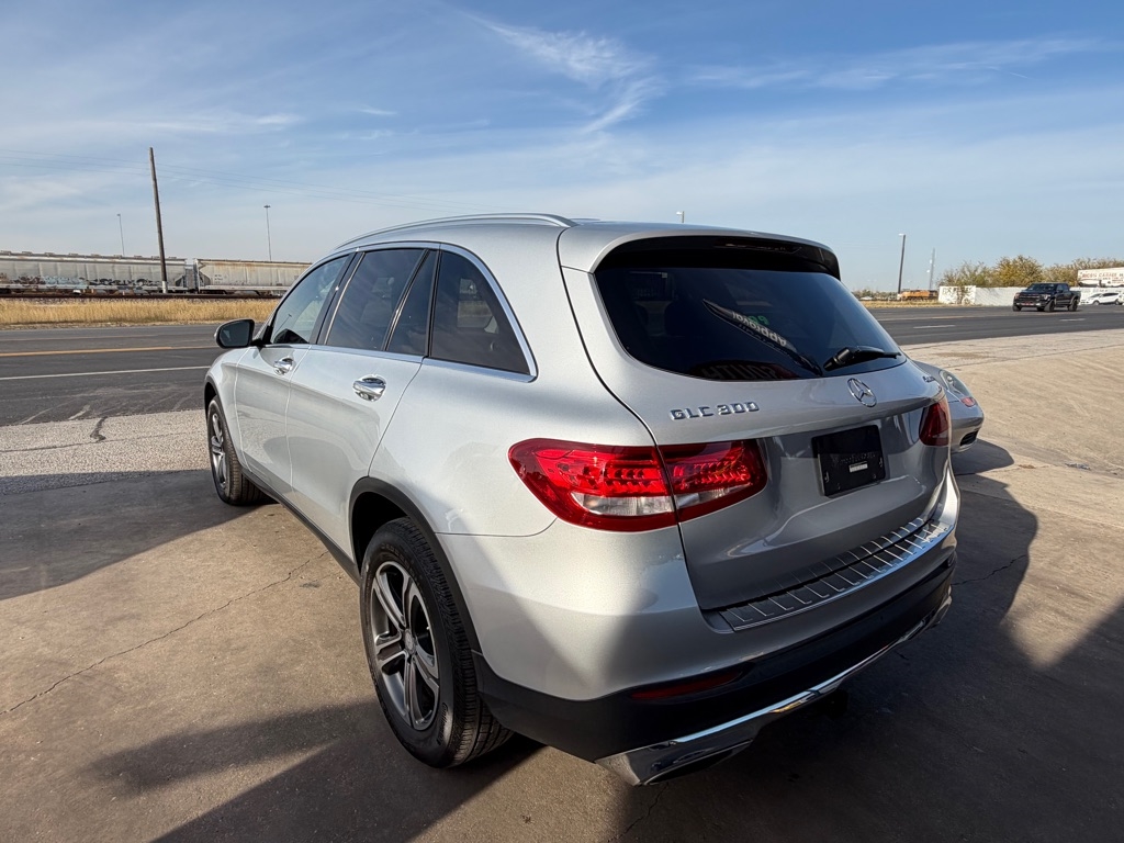 Mercedes-Benz GLC-Class GLC300 4MATIC 2016