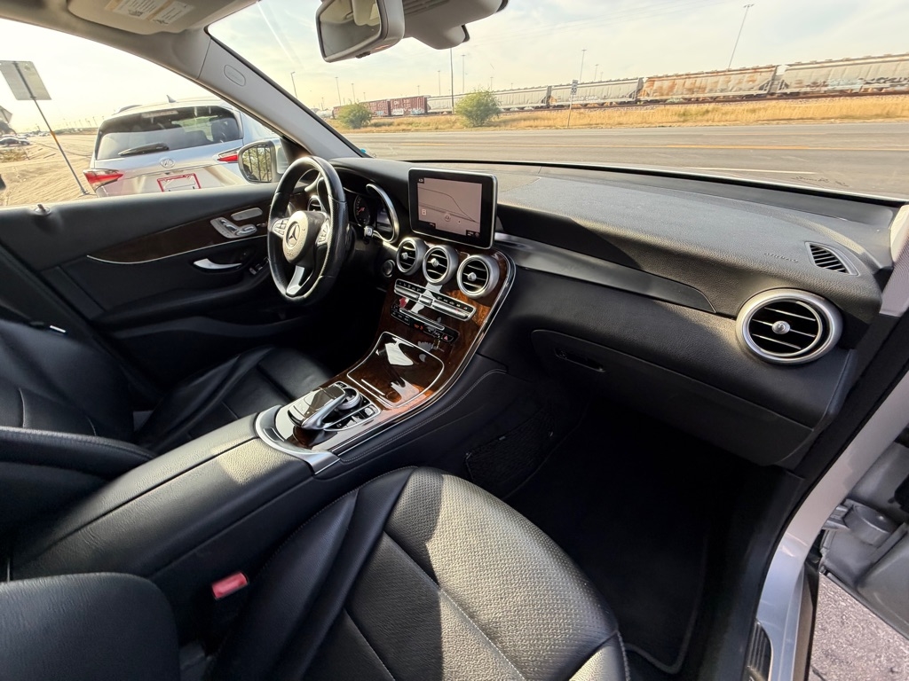 Mercedes-Benz GLC-Class GLC300 4MATIC 2016