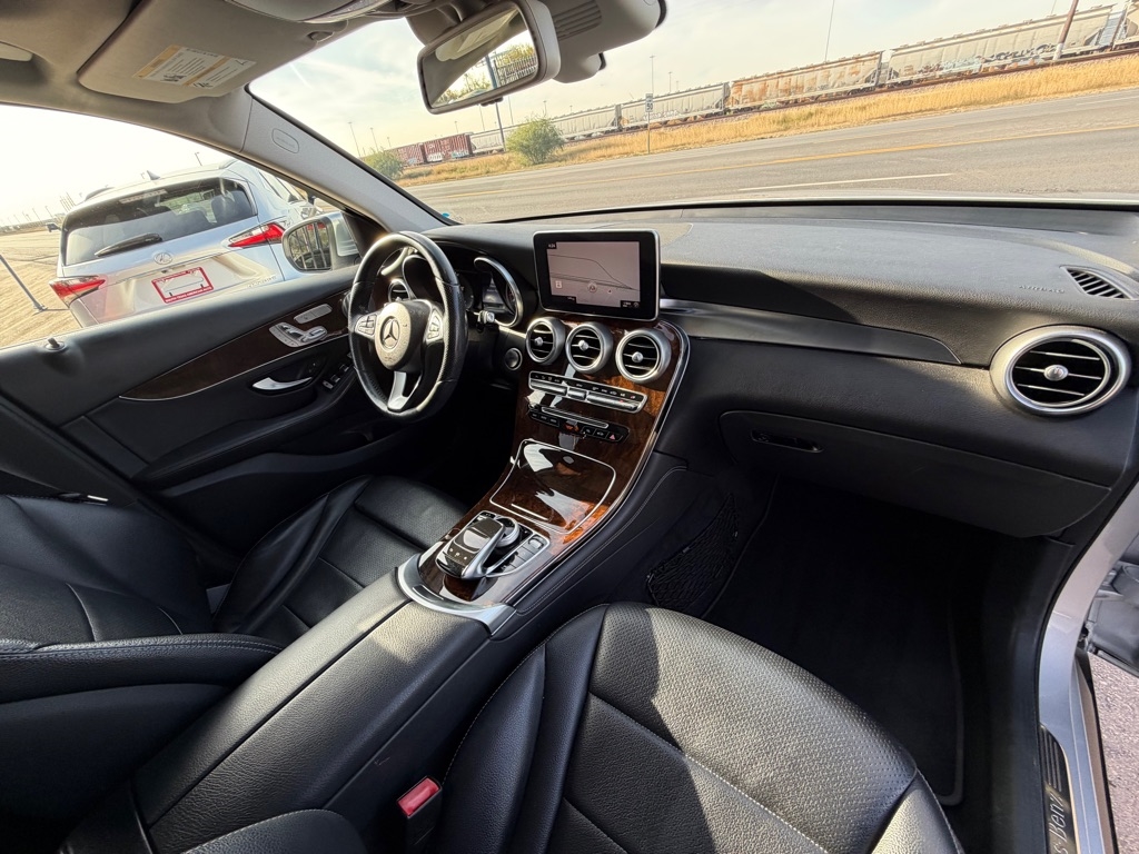 Mercedes-Benz GLC-Class GLC300 4MATIC 2016