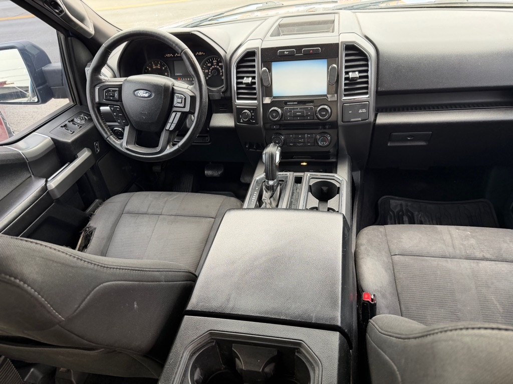 Ford F-150 XL SuperCrew 5.5-ft. Bed 4WD 2015