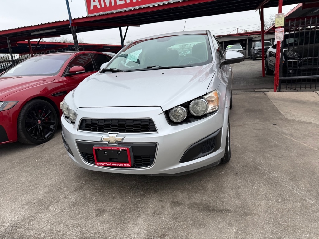 Chevrolet Sonic LS Auto Sedan 2013