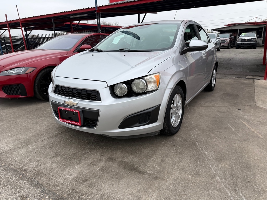 Chevrolet Sonic LS Auto Sedan 2013